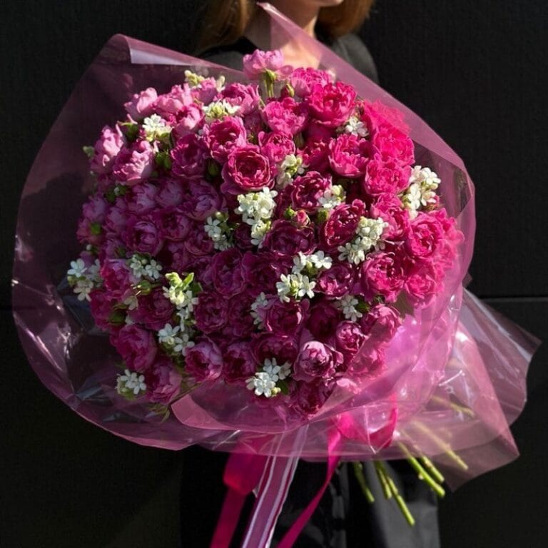 Букет из кустовой розы "Румяный"