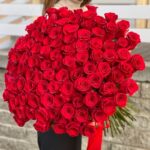 Букет из красных роз "Алый розарий"