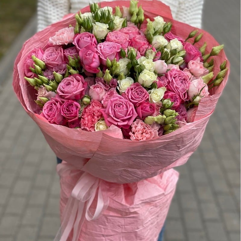 эустом и гвоздик "Предвкушение"